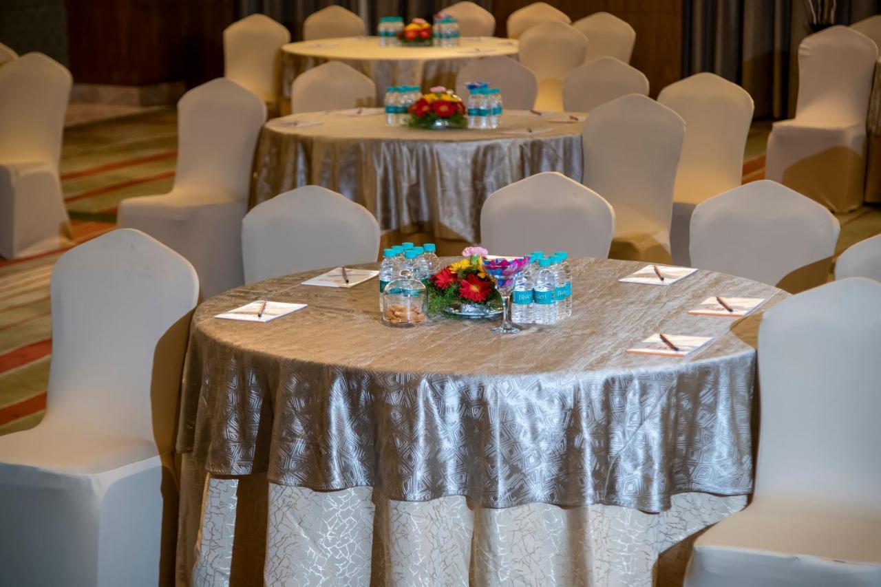 รามาดา พลาซา บาย วินด์แฮม ปูเน่ ฮินเจวาที Hotel Dapuri ภายนอก รูปภาพ